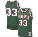 Men's Kareem Abdul-Jabbar Milwaukee Bucks Mitchell & Ness 1970-71 Hardwood Classics Swingman Jersey - Hunter Green