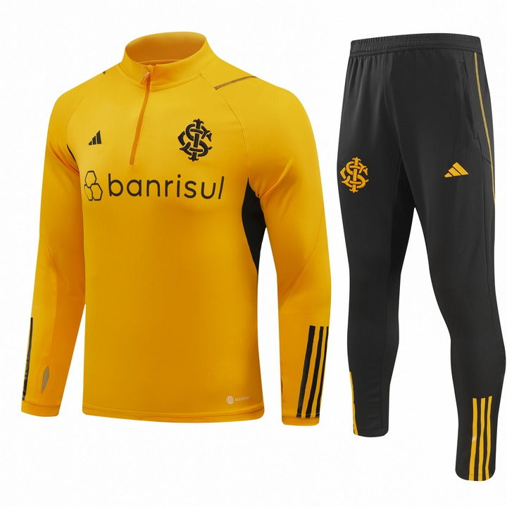 Orange Short Zipper International Training Set 2023/24