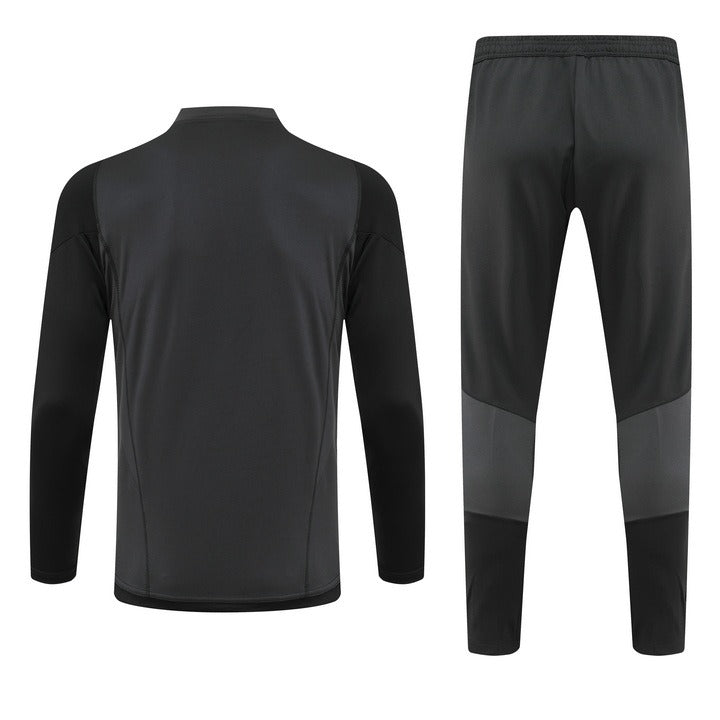 Real Madrid Short Zip Black Training Set 2023/24